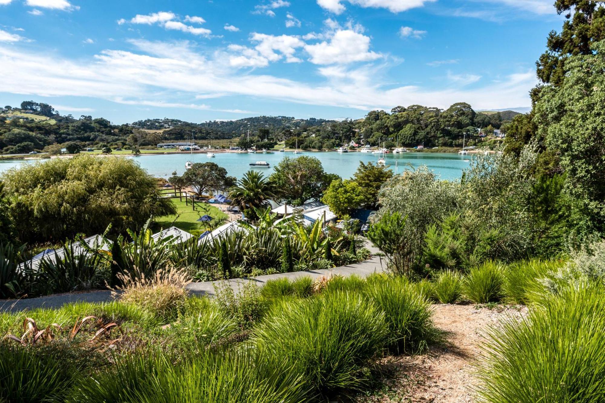 Appartement Boatsheds On The Bay, Waiheke Island à Ostend Extérieur photo